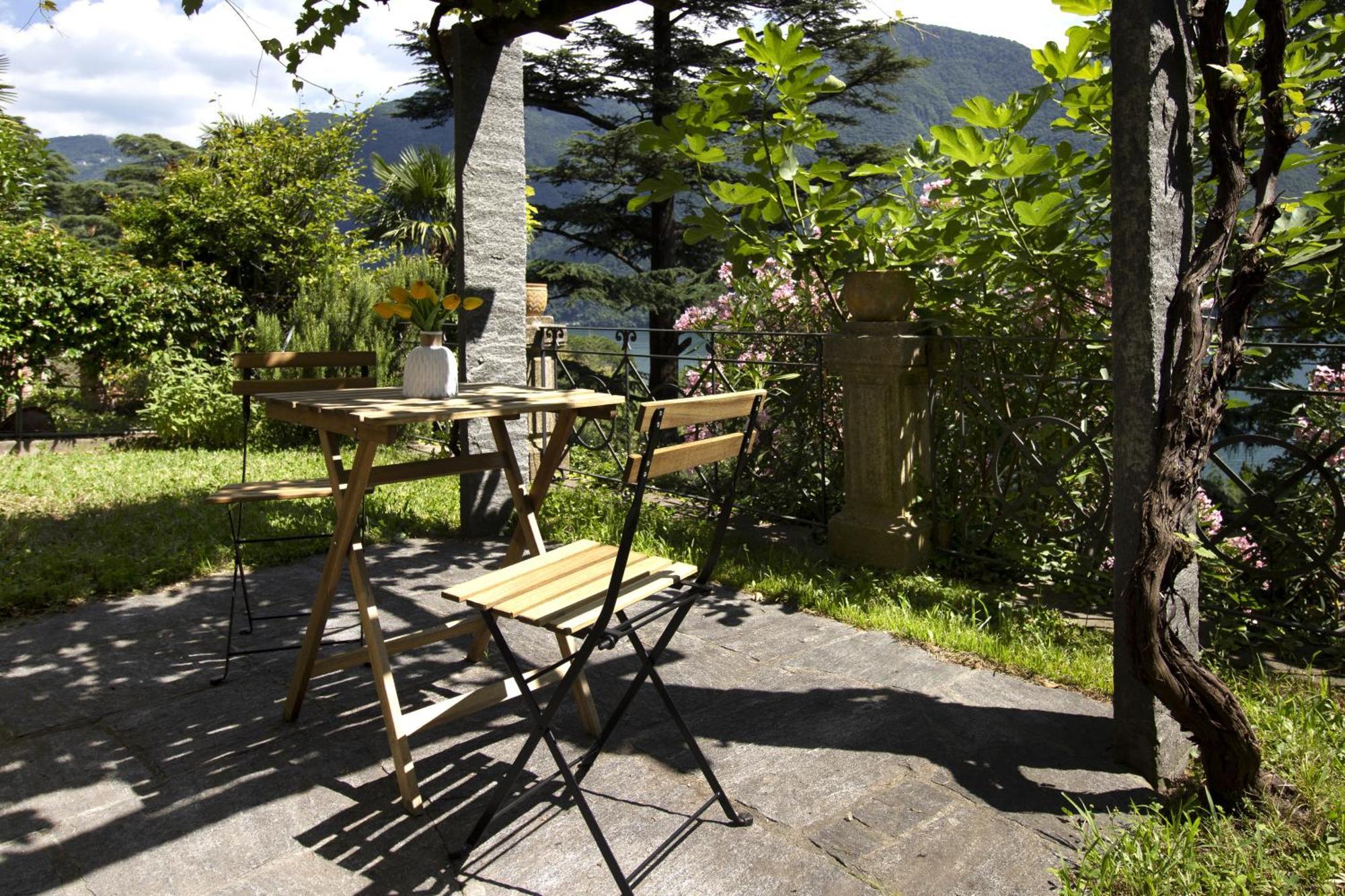 La Castignola Con Vista Di E Giardino Condiviso